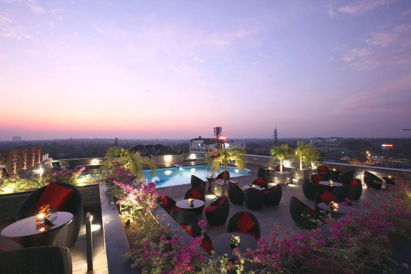 Hotel Airlink Castle Nedumbassery Dış mekan fotoğraf