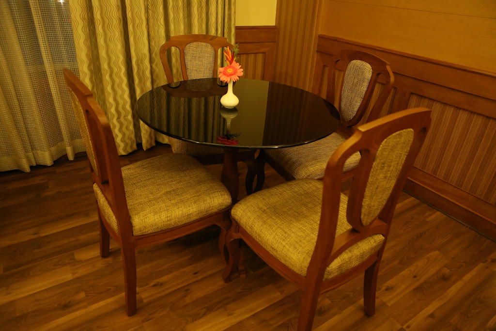 Hotel Airlink Castle Nedumbassery Dış mekan fotoğraf