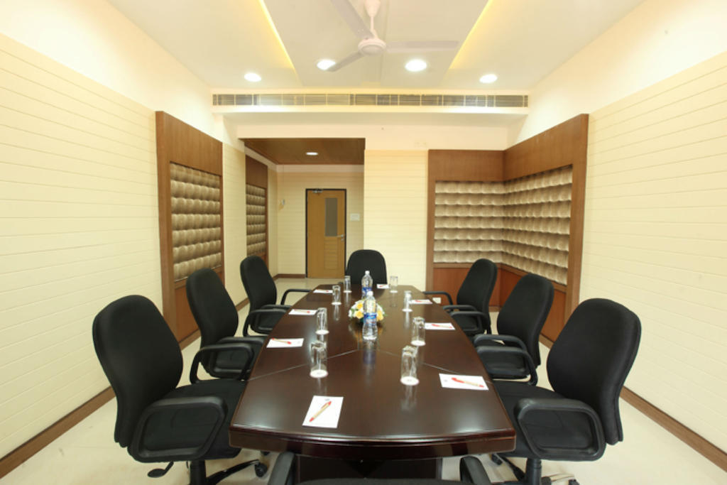Hotel Airlink Castle Nedumbassery Dış mekan fotoğraf