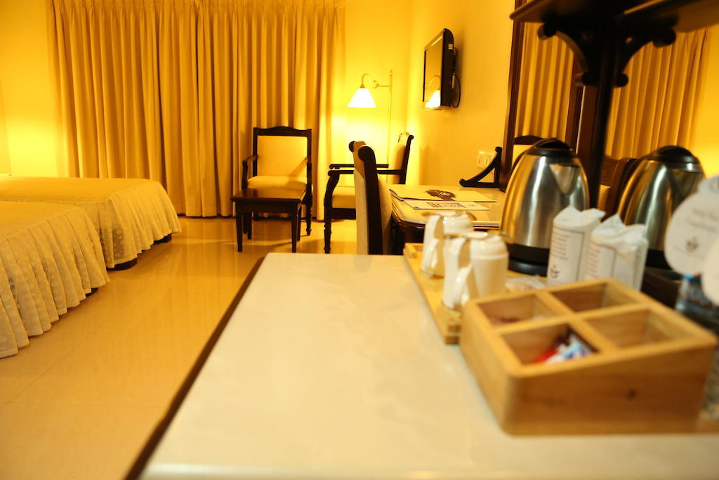 Hotel Airlink Castle Nedumbassery Dış mekan fotoğraf