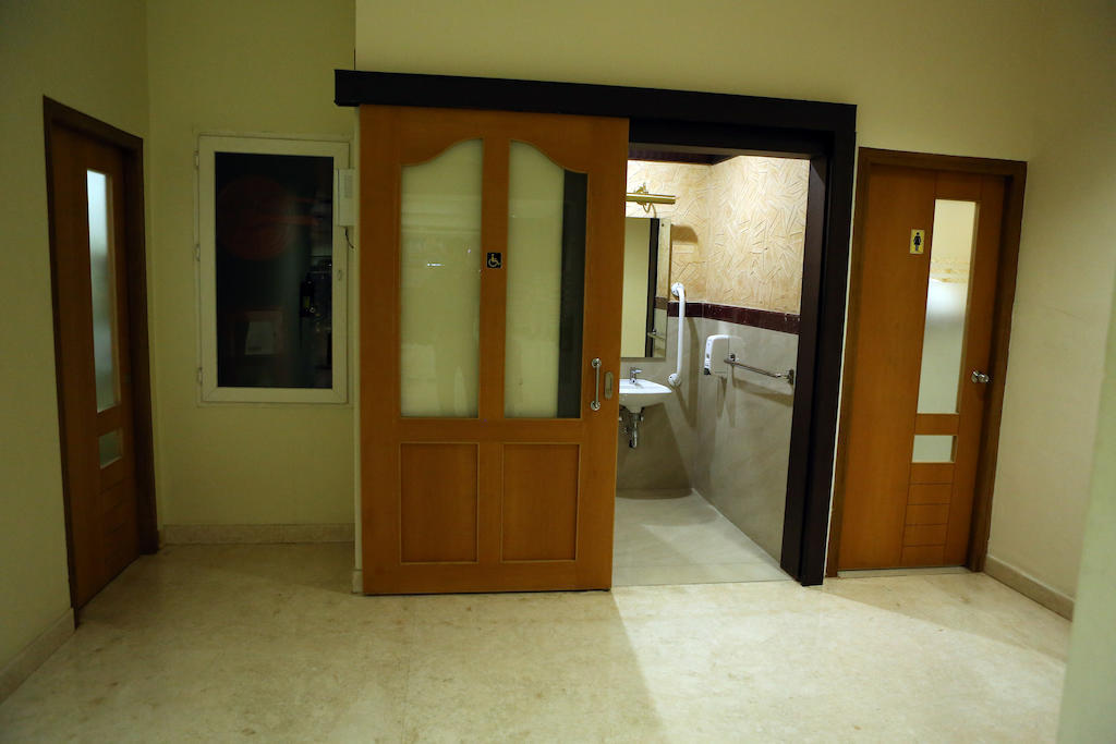 Hotel Airlink Castle Nedumbassery Dış mekan fotoğraf
